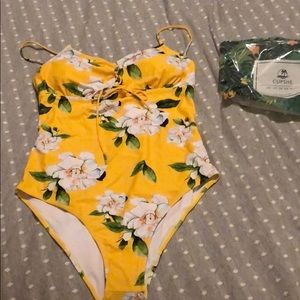 Cupshe one-piece bathing suit, floral print